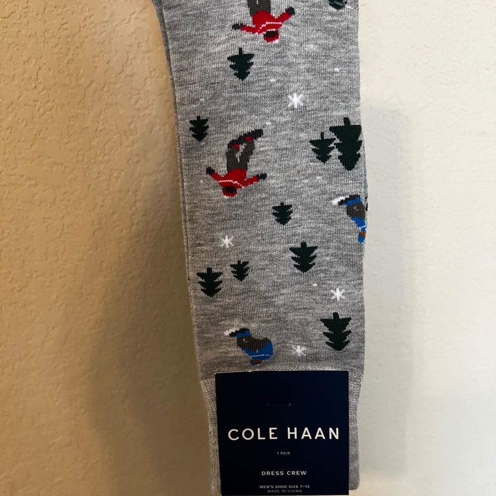 Cole Haan Gray Dress Socks with Winter Motif